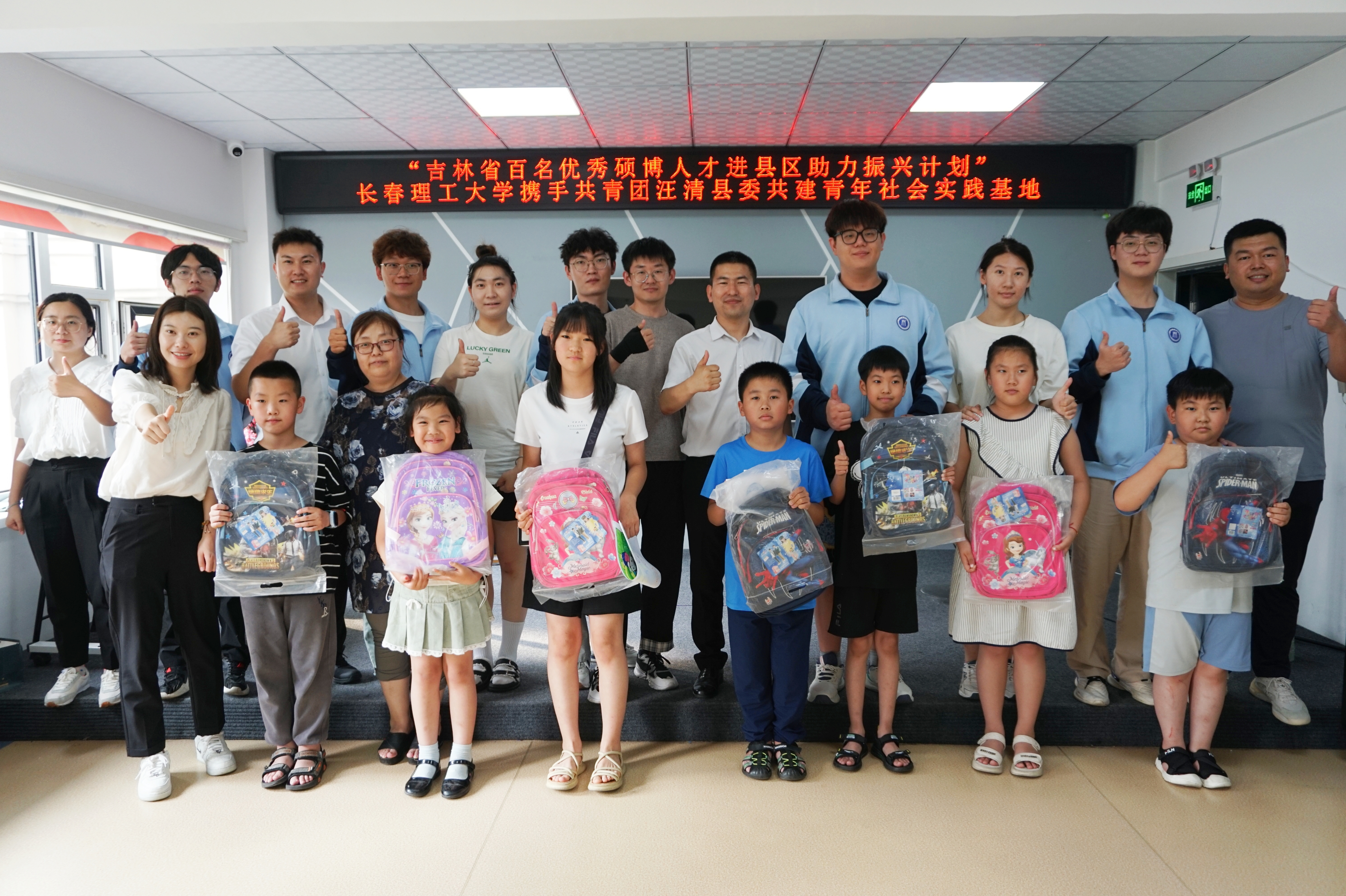 eaff935cd56fc756ed818e217a28fe1.jpg